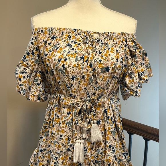 Cynthia Rowley Floral Off Shoulder Puff Sleeve Tiered Mini Dress Size Small - Picture 3 of 6